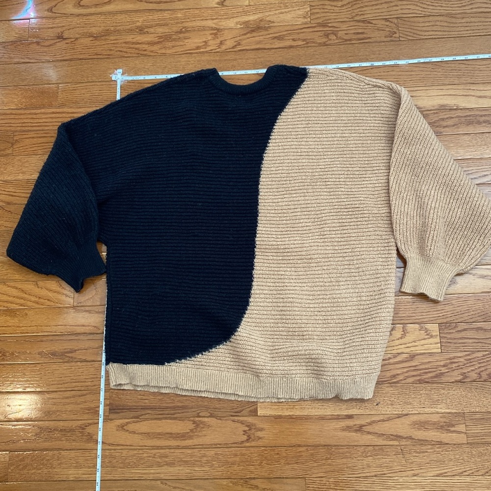 Abstract, Color Block Sweater - image 8